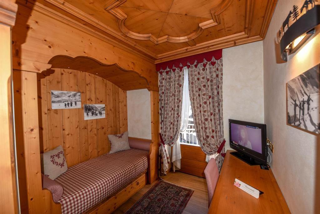 Hotel San Lorenzo Μπόρμιο Εξωτερικό φωτογραφία